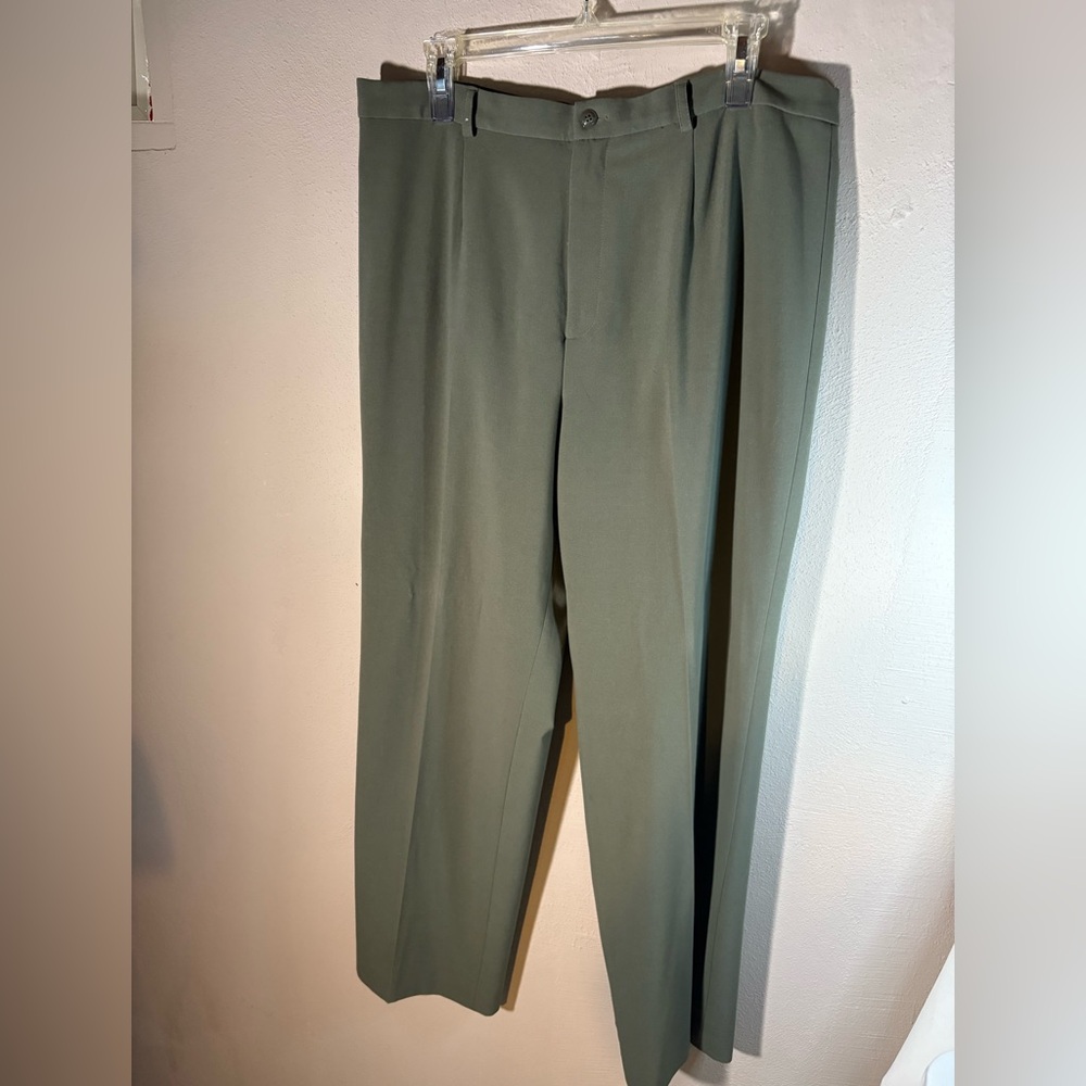 Amanda Smith Dress  Pants Sz 16 completely Lined Olive Green